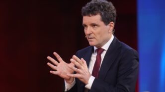 Кінець війни в Україні далекий: президент Румунії розкритикував шанси на швидкий мир попри зусилля Трампа 189