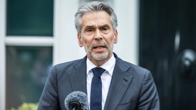 Прем'єр-міністр Нідерландів Дік Схоф