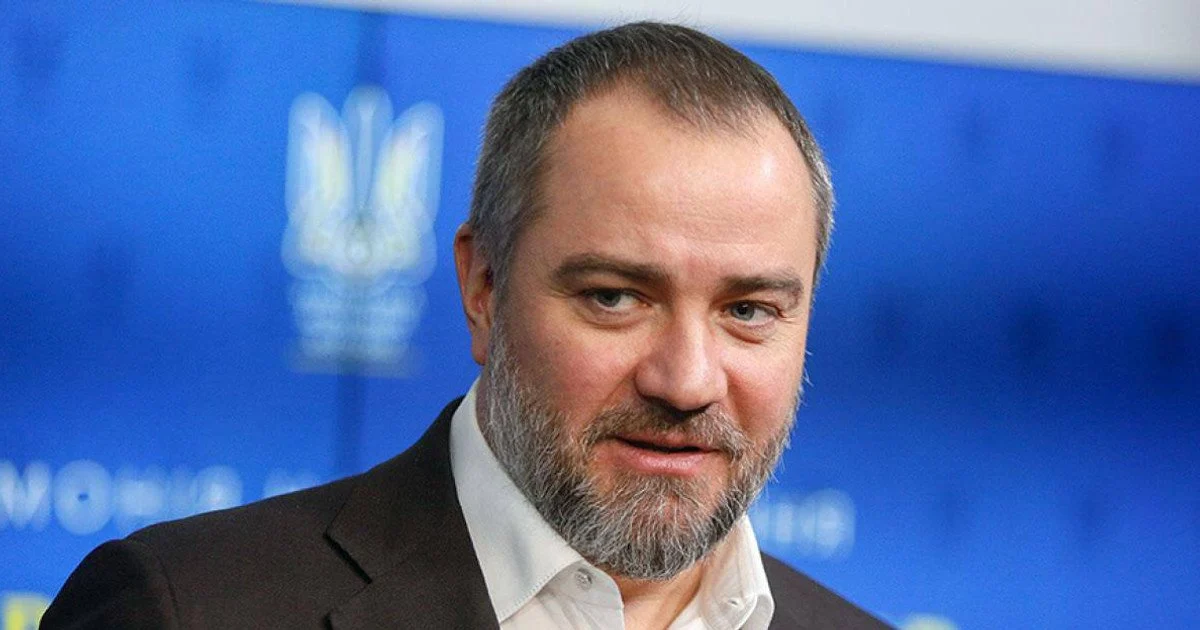 СБУ оголосила в розшук ексглаву УАФ: Павелко підозрюється у розкраданні понад 9 млн євро 17