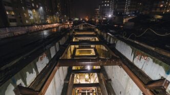 Будівництво метро на Виноградар