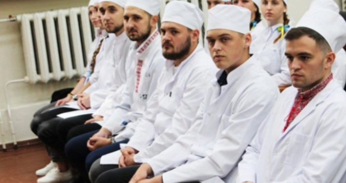 З 2026 року студенти-медики зобов’язані проходити військову підготовку: ключові зміни в освіті 3