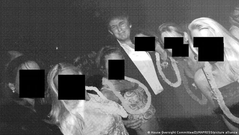 Нові файли Епштейна: Трамп літав на його джеті 8 разів 145
