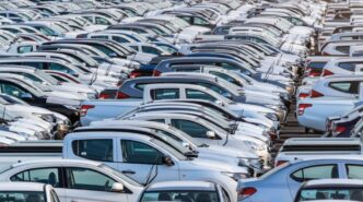 Стоянка автомобілів