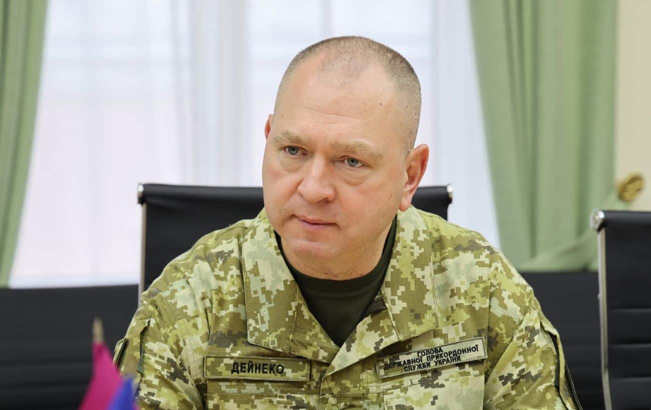 Колишній голова ДПСУ та топ-прикордонники отримали 204 тис. євро хабарів за контрабанду цигарок 55