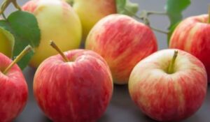 Яблука (з шкіркою)