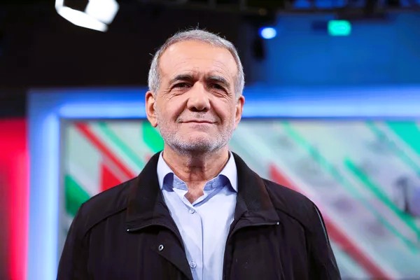 Хто такий Масуд Пезешкіан біографія