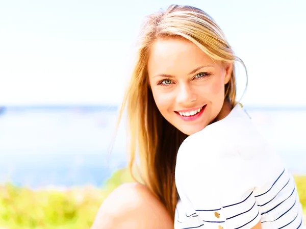 Найкращі короткі сучасні компліменти дівчині, жінці Найкращі короткі сучасні компліменти дівчині, жінці