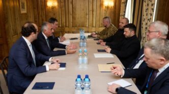 Зеленський зустрівся з Резою Пахлаві: ключові деталі зустрічі в Мюнхені 467