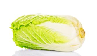 Салат з пекінської капусти