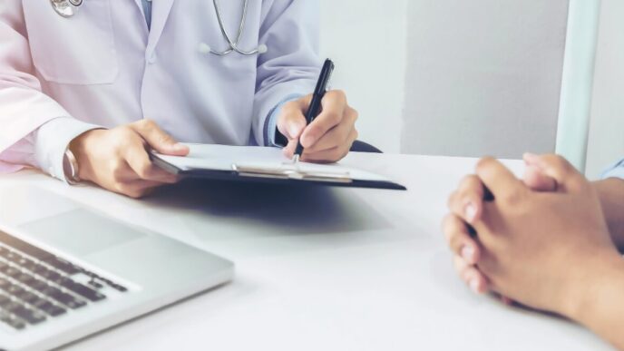 виплачується лікарняний