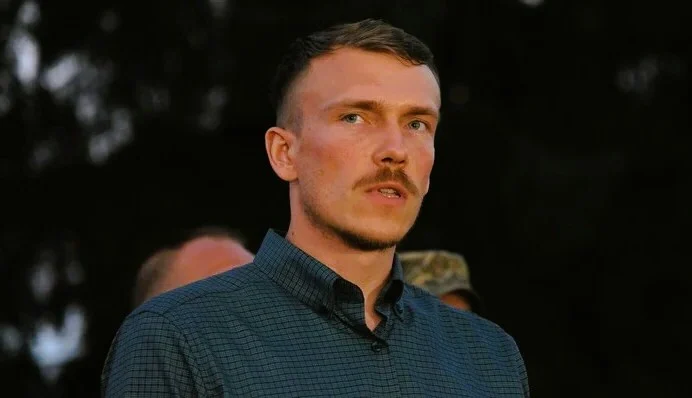 Зеленський присвоїв бригадного генерала командиру Азова Денису Прокопенку Редісу