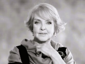 Ада Роговцева біографія