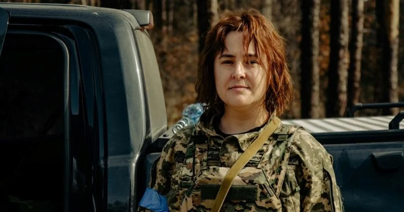 Хто така Аліна Сарнацька: ветеранка, яка говорить про місячні на фронті, ЛГБТІК+ в армії та секс-роботу без табу 6 Хто така Аліна Сарнацька: ветеранка, яка говорить про місячні на фронті, ЛГБТІК+ в армії та секс-роботу без табу 5
