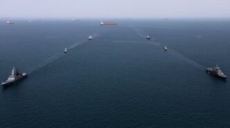 Іран дозволив проходити пакистанським кораблям через Ормузьку протоку 121