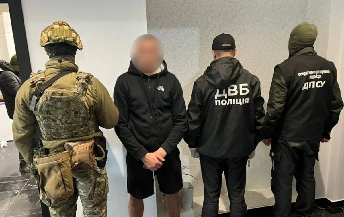 «Квиток» у Румунію за 10 000 євро: прикордонники на Буковині розкрили нелегальну схему 157