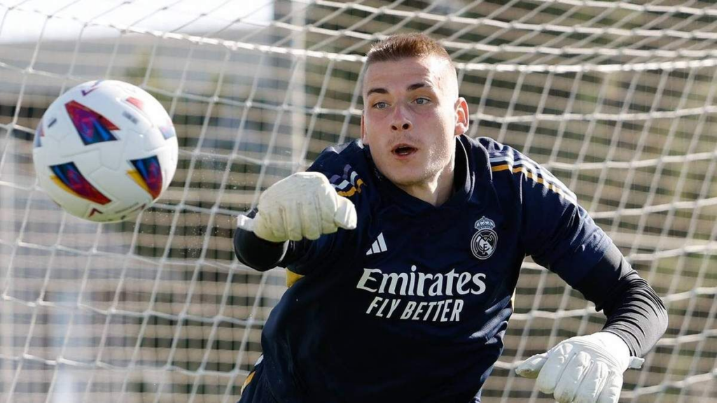 Біографія Андрія Луніна