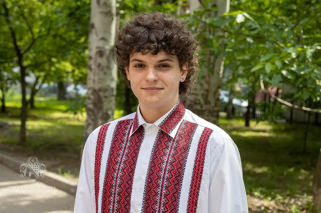 Хто такий Тимофій Потеряйло (Kucher) з Дніпра: підліток, який рятує життя під обстрілами та не боїться звинувачувати топ-лікарів у корупції 113