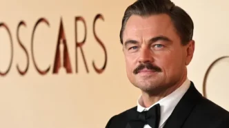 Леонардо ДіКапріо з вусами та таємною супутницею шокував усіх на Оскарі 2026 – фото
