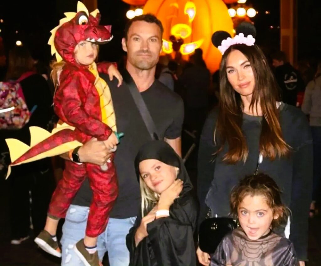 Меган Фокс біографія