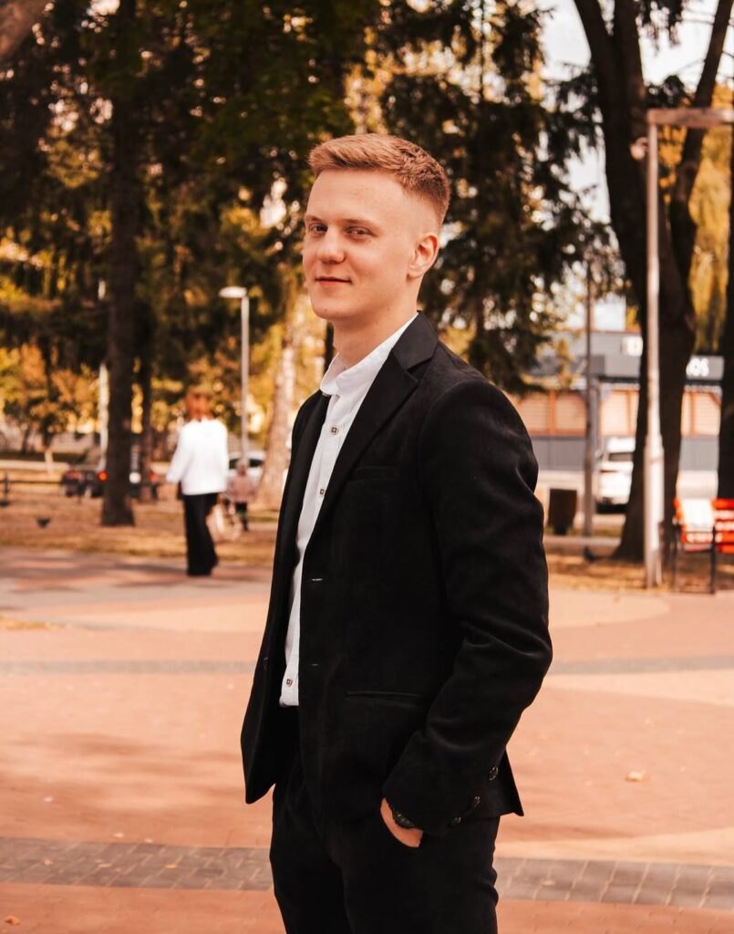 Хто такий Олександр Подолян, біографія