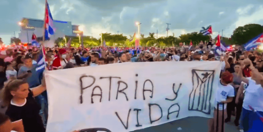 Протести на Кубі