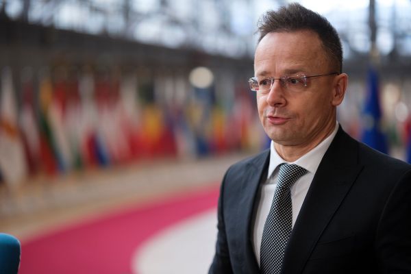 Сійярто отримує мандат: колишній глава МЗС Угорщини увійде в новий парламент 3