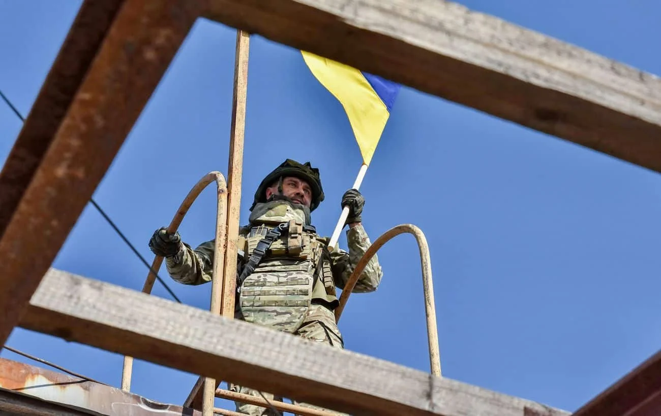 Українські війська відновили контроль над лісовими ділянками біля села Амбарне (Харківщина) 41
