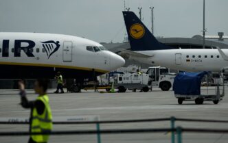 Ryanair зменшує кількість рейсів з Берліна через зростання податків та зборів 5