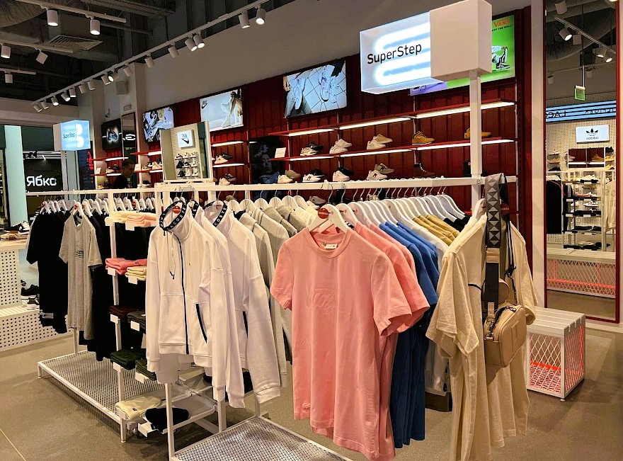 Турецька мережа SuperStep закриває всі 6 магазинів в Україні до кінця червня 2026 5