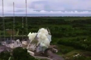 Вибух на Куру: Європа за 1 день демонтувала стартовий комплекс «Союз» 31