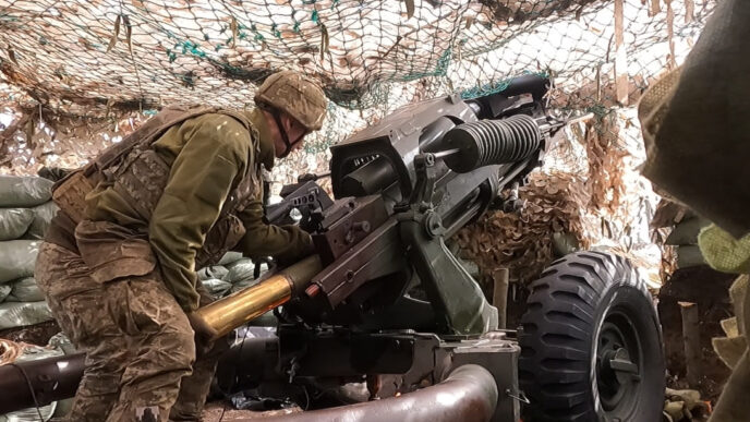 Як гаубиця М119 в 425 ОШП "Скеля" рятує піхоту на передовій 23