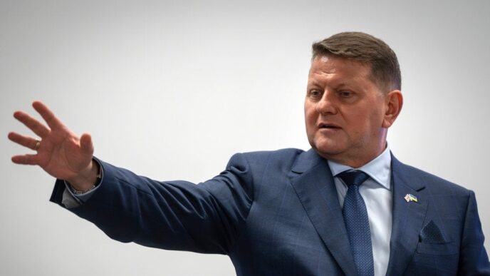 Валерій Залужний про реалістичні прогнози закінчення війни 7