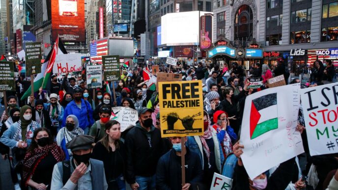 Трамп посилив перевірку грін‑карт: заборона на підтримку Ізраїлю та антиамериканські настрої 23