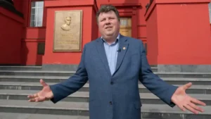 Хто такий Володимир Бугров, біографія. Скандальний ректор КНУ, якого студенти назвали «борделем» головного університету України 29