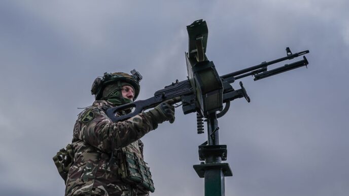 Українські ППО збили 139 із 155 російських ударних дронів у ніч 23 квітня 11