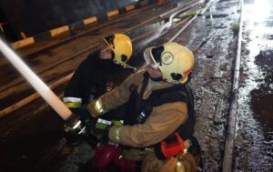 Атака дронів на морський термінал і НПЗ у Туапсе: пожежі, обмеження авіаперевезень 41