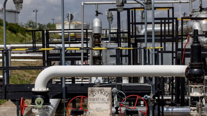 Укртранснафта відновить транзит нафти по трубопроводу «Дружба» до Угорщини й Словаччини 7