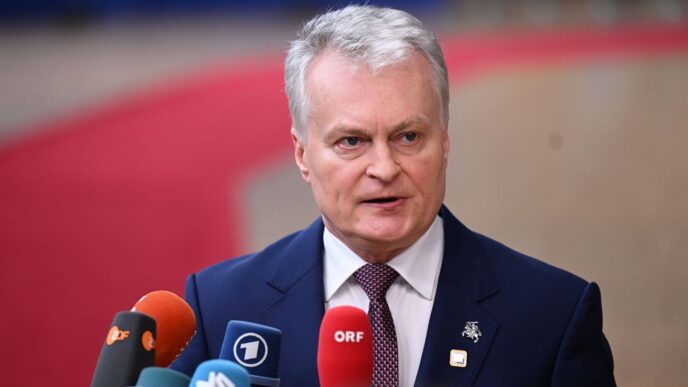 Президент Литви закликає запровадити санкції проти «Росатома» у річницю Чорнобильської катастрофи 7