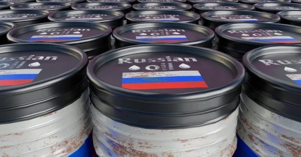 Росія відновила експорт нафти через порт Усть‑Луга після українських атак 185