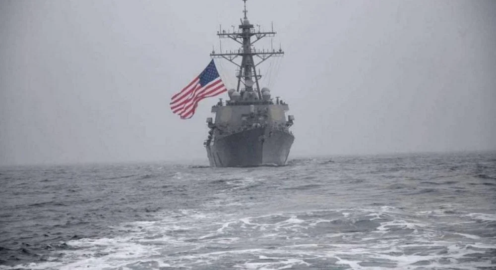 США використовують есмінці для розмінування Ормузької протоки, хоча вони не призначені для цього 161