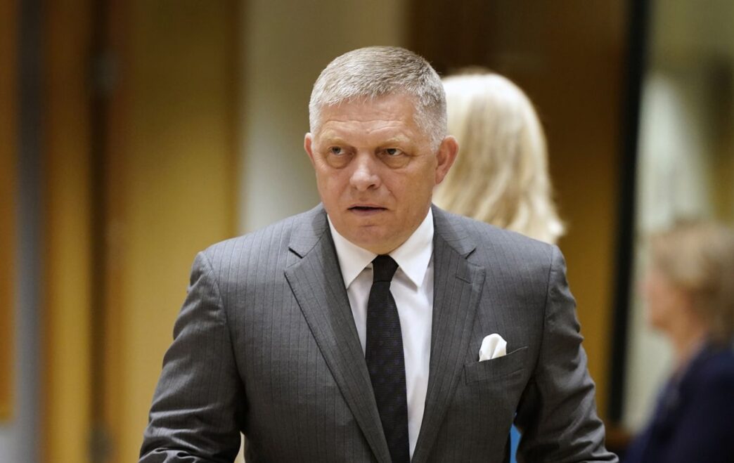 Єврокомісія розглядає заморозку фінансування ЄС для Словаччини через авторитарний курс прем’єра Фіцо 3