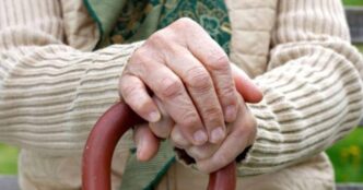 Вікові надбавки до пенсії у квітні 2026 року: хто їх отримає 21