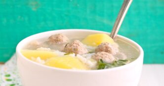 Рецепт здорового супу з рибними фрикадельками і рисом 17