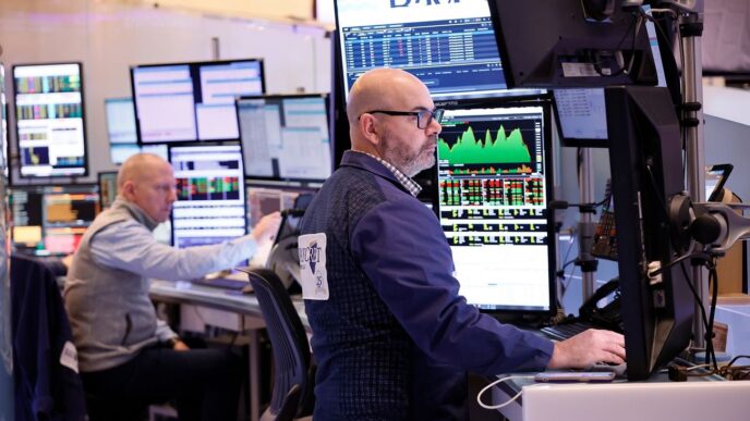 Форинт підскочив, інвестори чекають мільярди від ЄС 11