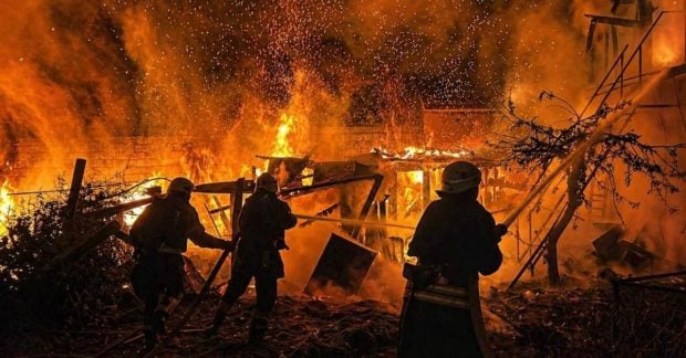 Російська атака на Одещину 29 квітня 2026 р.: руйнування лікарні, будинків і пожежі в заповіднику 7