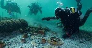 У Швейцарії під водою виявлені понад 1000 римських артефактів у озері Невшатель 29