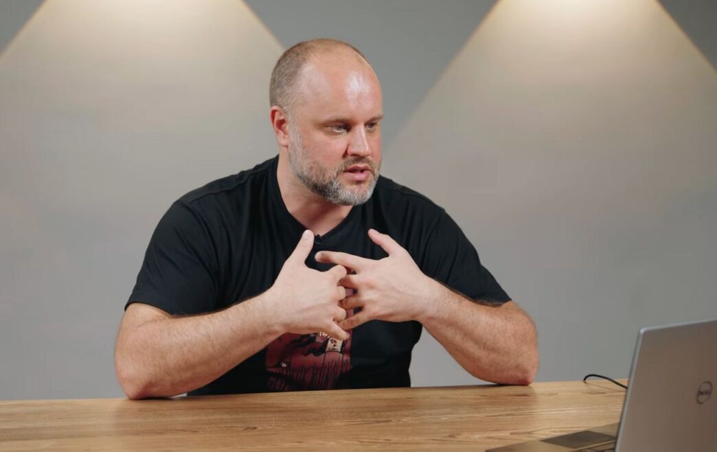 Російське втручання у Донбас: роль загону Стрєлкова‑Гіркіна, вбивство Олександра Захарченка та «віджими» бізнесу 3