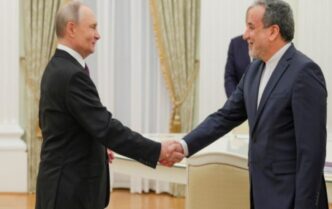 Іранський міністр закордонних справ Аббас Аракчі відвідає Путіна для обговорення переговорів зі США 9