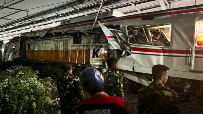Джакартська залізнична аварія 2026: 14 загиблих і понад 80 поранених 37