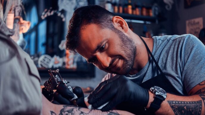 Жінка в Нідерландах видалила 250 татуювань, зроблених контролюючим колишнім партнером 7